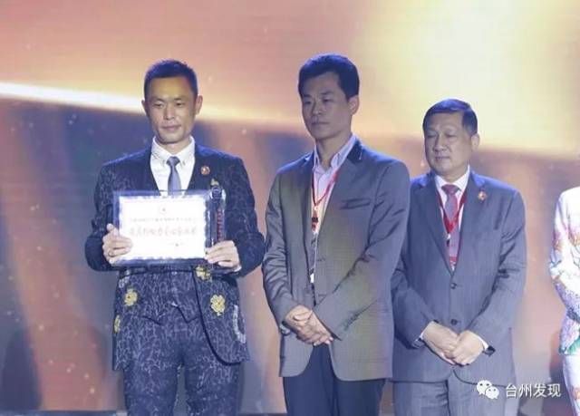 巫启贤深圳唱响，慈善音乐会台前幕后大曝光！！！
