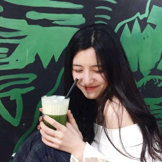 女生头像丨无须有过多的抱怨,那样只会使你自己的心更