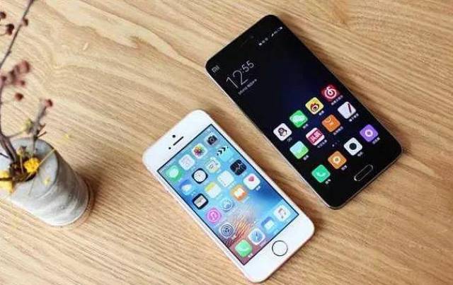 小米vs苹果|揭开提升门店平效的秘密!