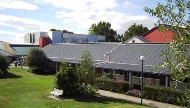 想移民新西兰的护士们,最低的英语要求在这里