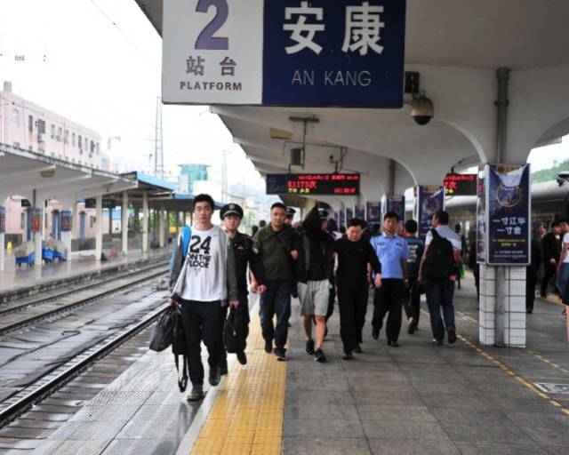 利用手机“二维码”骗钱 西安侦破特大网络诈骗