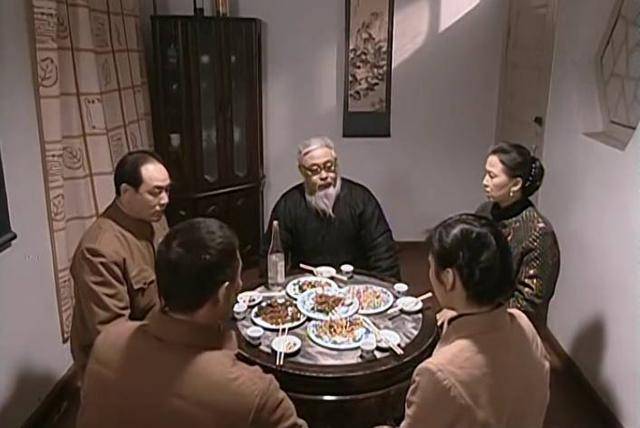 反倒是李云龙的两位好兄弟,丁伟和赵刚在两次和田墨轩的交谈中,觉得