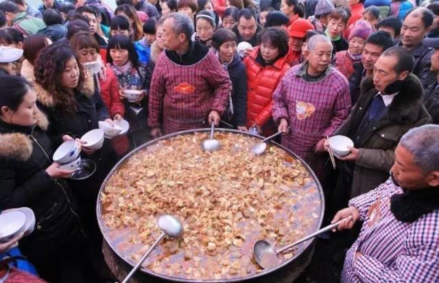 吃大锅饭 舌尖上的年味