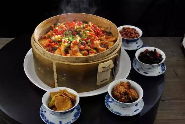 舌尖上的中国|江西各地30个特色菜,细数这些传统美食你吃过几个?