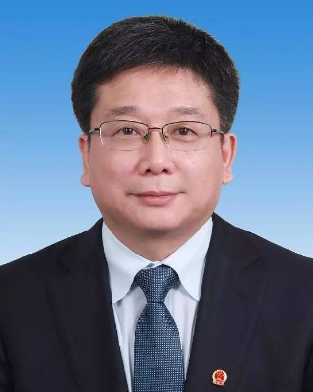 现任副市长,上海行政学院院长.
