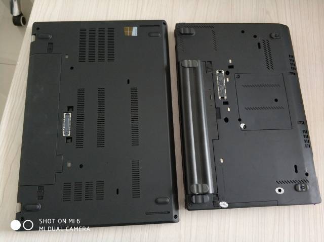 x230的拓展接口比较长,t470的比较小