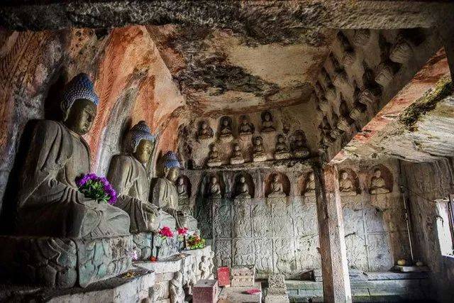 古建山西|平顺金灯寺:宝龛倒沉,万佛之影下映,它是中国石窟造像尾声的