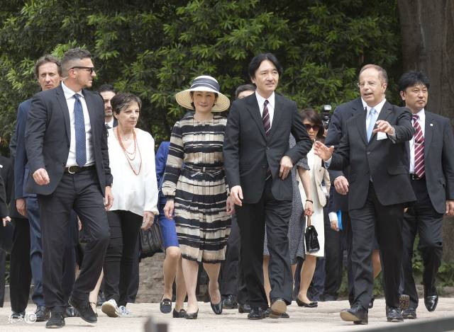 光芒直逼太子的日本二皇子文仁亲王他目前离天皇宝座也不是很远