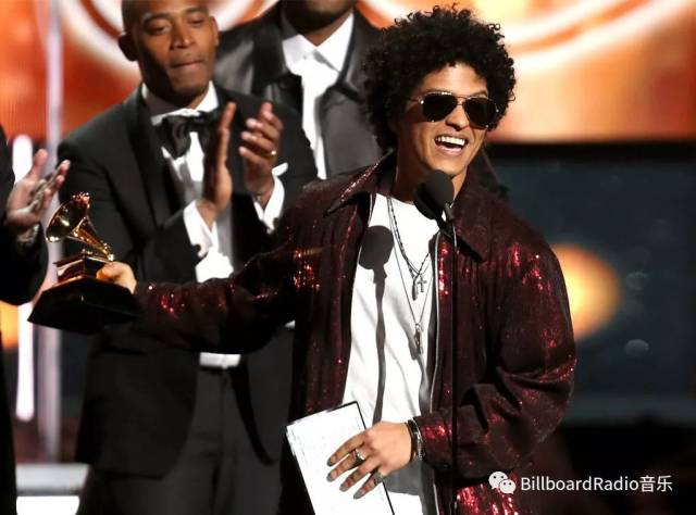 第60届美国grammy awards格莱美奖今天颁发,bruno mars大满贯拿下七项