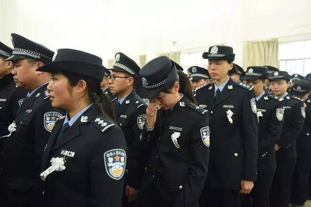 昭通民警赵泽勇在追缉犯罪嫌疑人时不幸