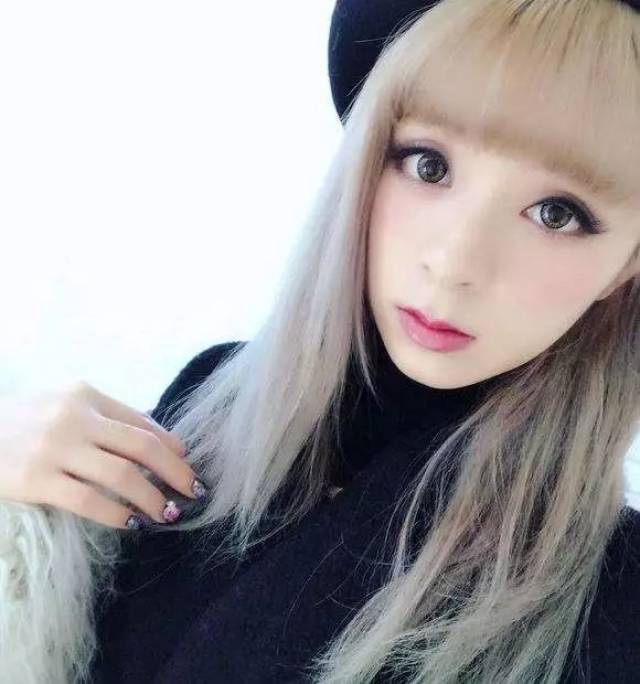 她的歌毒性满满