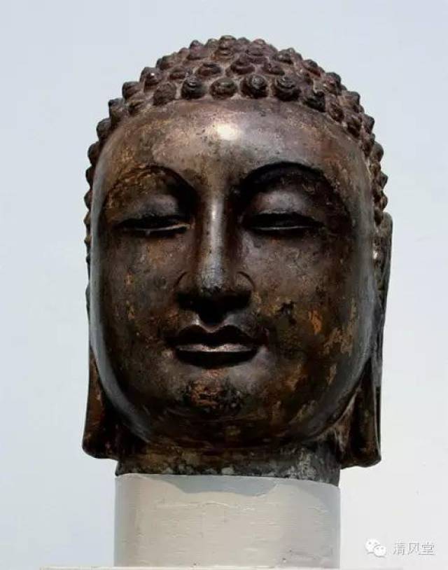 北齐佛头.