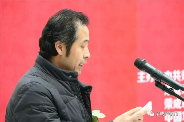 威海市美术家协会副主席单永进致辞