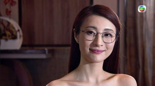 召唤眼镜控!盘点TVB 6大「眼镜娘」女角色!