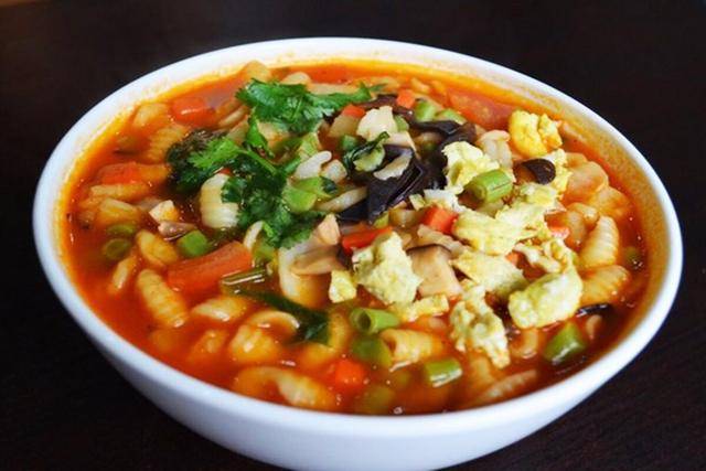 西安特色小吃之烩麻食