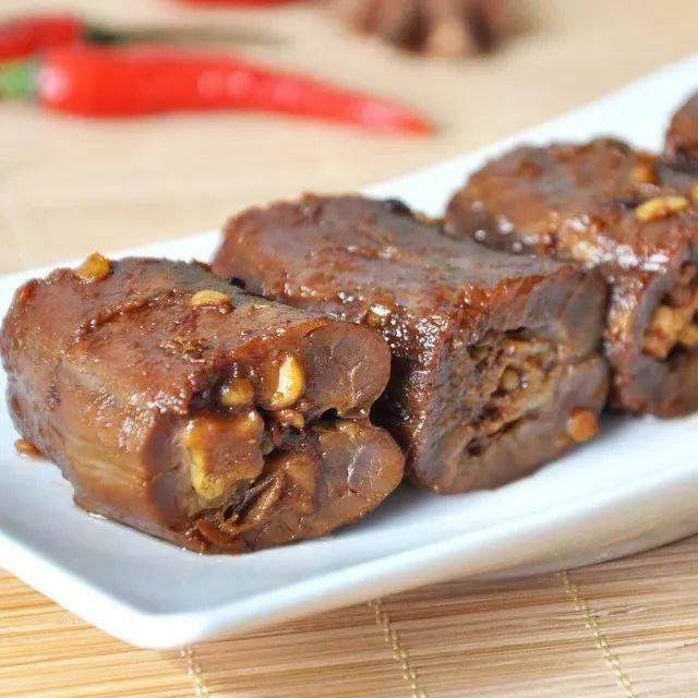 周黑鸭作为湖北的招牌特色
