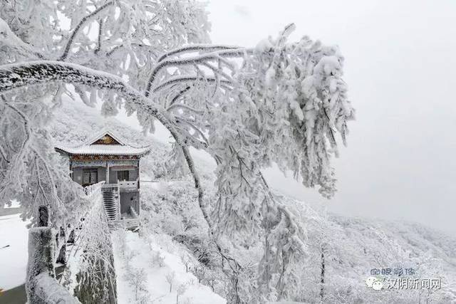 【美景】当雪邂逅擂鼓台