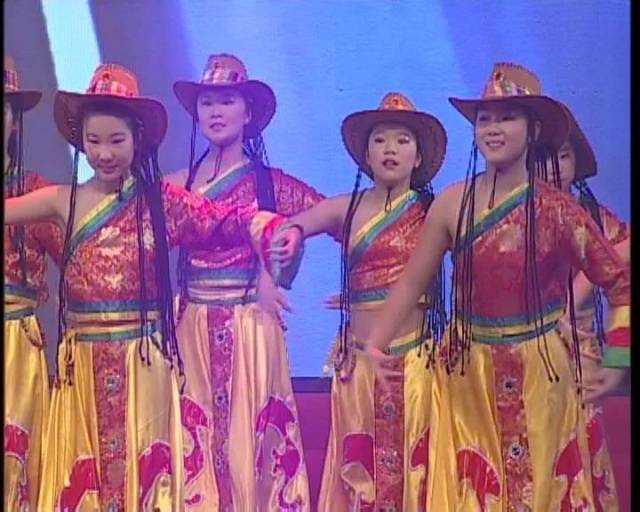 啥时候开始有的春晚 f2ef7d18656f4d7c8b9b18ceefe3fc61.jpeg