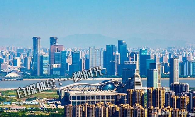 gdp越高交给国家越多_中国gdp增长图