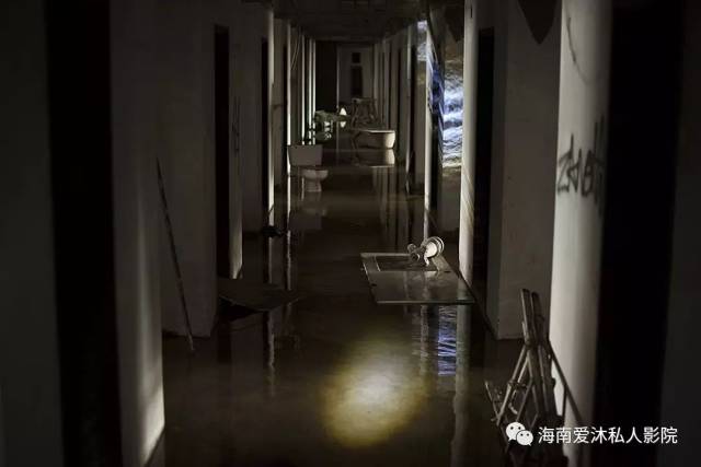 泰国最新恐怖片,闺蜜相约赴死,她反悔遭「猛鬼复仇」