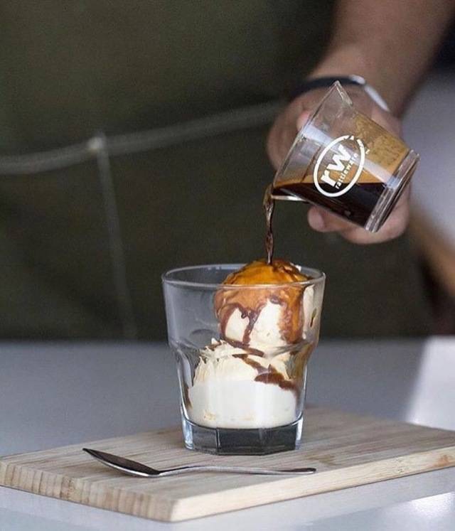 affogato 我去咖啡馆只为咖啡味儿的冰淇淋