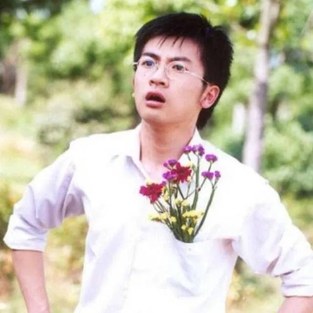早期的《情深深雨蒙蒙》中义气幽默的杜飞