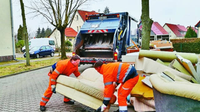 �¹����������ͷ����͵İ����ݽ�