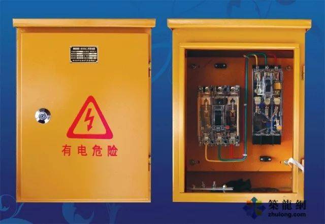 配置dz15le(20-40a)或lbm1系列透明漏电断路器,pe线端子排为4个接线