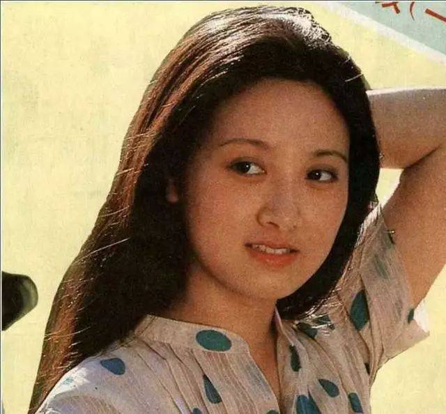 20年前的那英复古女神,蔡明天生网红脸,时光是把杀猪刀啊!