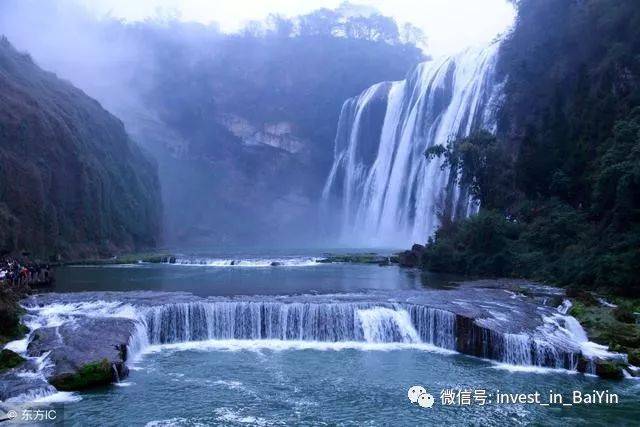 贵州有5个5a级景区:花溪青岩古镇,荔波樟江,毕节市百里杜鹃,安顺市