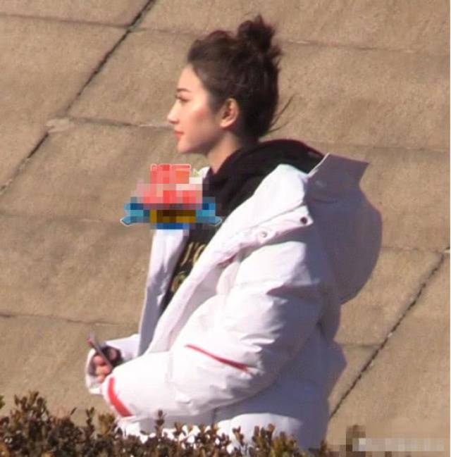 景甜穿张继科衣服彩排春晚,算是正面回应恋情