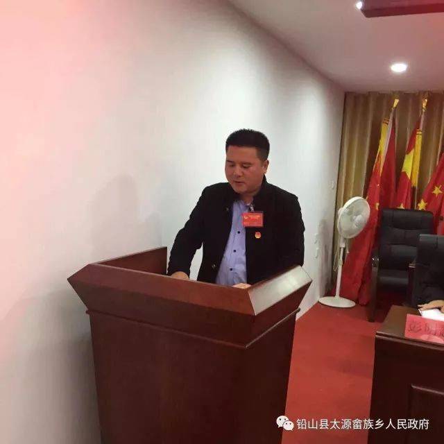 郑桥微 团委 书记:姚军 专职副书记:彭明超 兼职副书记:许明