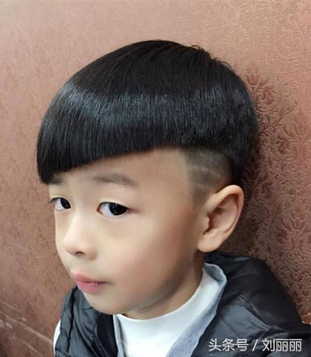 2018最受大家爱戴的小男孩发型,请为你家宝宝收藏了