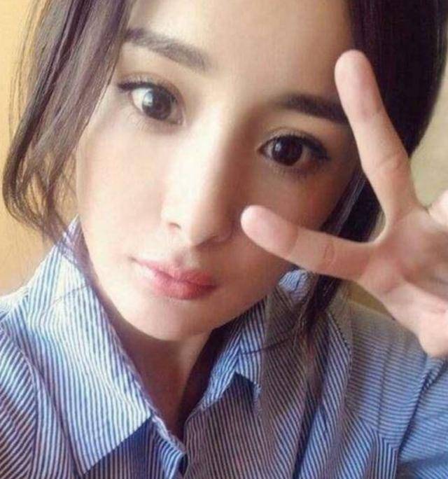 发际线高的女生怎么做才能让自己看起来更漂亮?