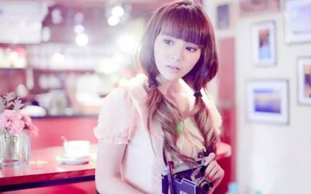 跟女生聊天的10大雷区, 你犯了几条? 我们来教你正确聊天技巧!