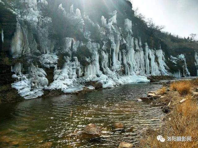 冬日游济源青萝河,手机拍冰挂美景