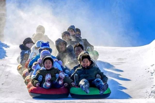 定州清风路滑雪场,春节不打烊!雪地里打滚,约不约