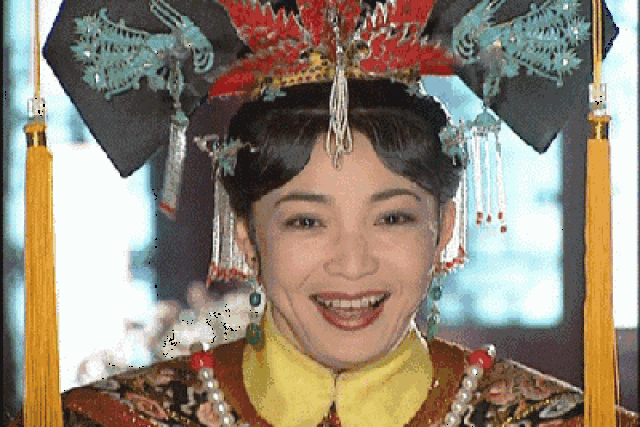最后怎么能少得了皇后和容嬷嬷的表情包呢!
