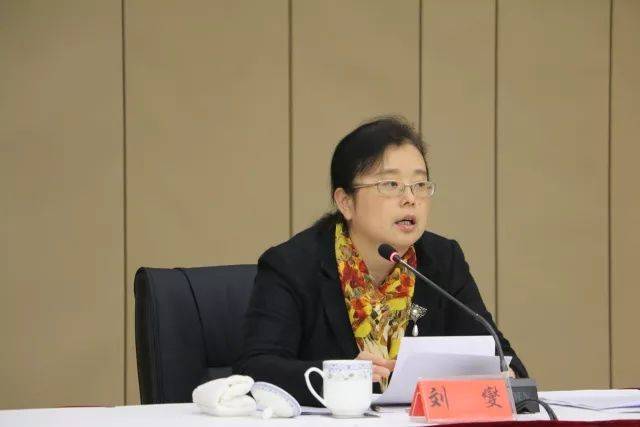 刘燮副区长对做好本区公益性劳动组织转制工作提出三点要求 一要