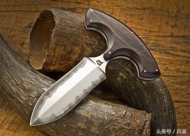 连美国都禁止购买和使用的冷兵器,其隐蔽性能