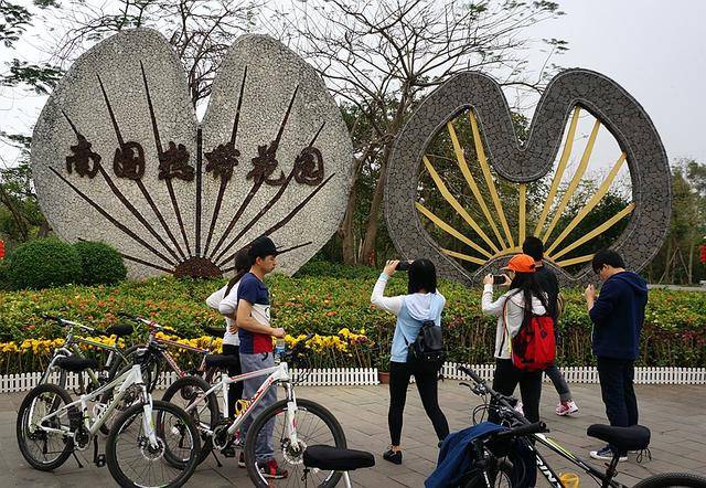 湛江市南国热带花园获"2017年广东省宜居环境范例奖"