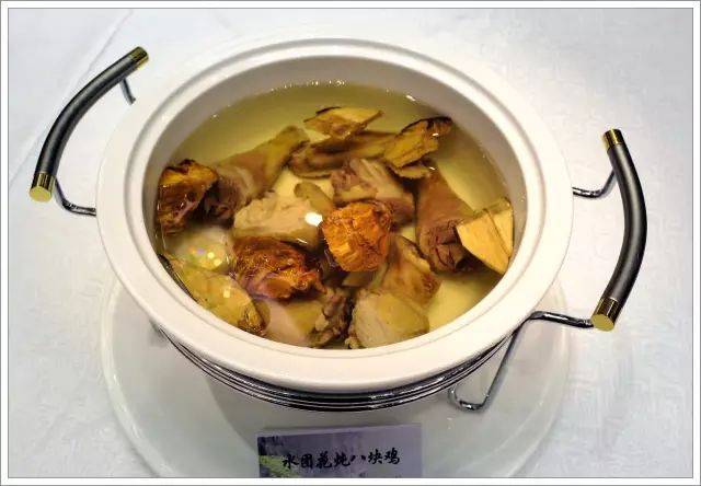 1月26日,屏南药膳小镇综合配套路网建设项目破土开工,迈开了新一年