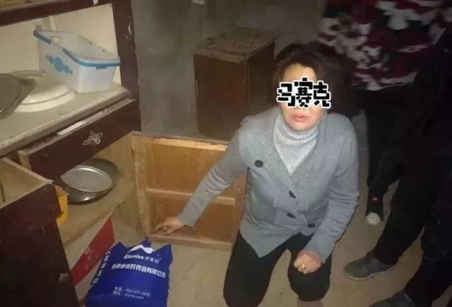 吴忠一女窃贼带领团伙成员,砸玻璃入室实施盗窃!