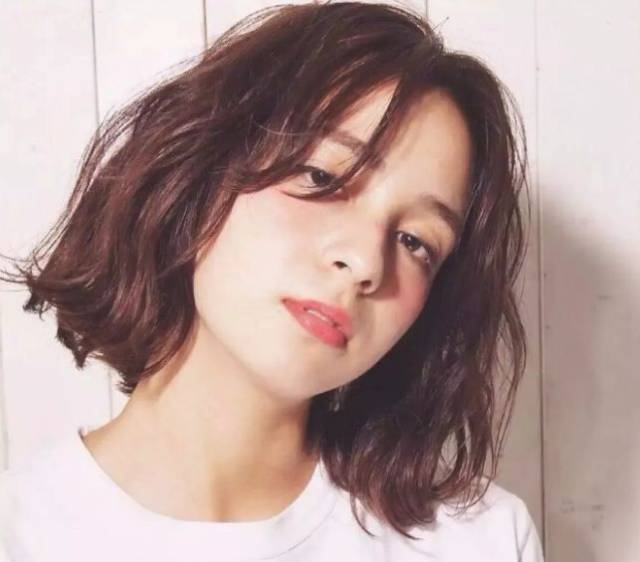 高颜值短发合集 总有一款适合你~ 想换发型的妹子看过来~ ▼
