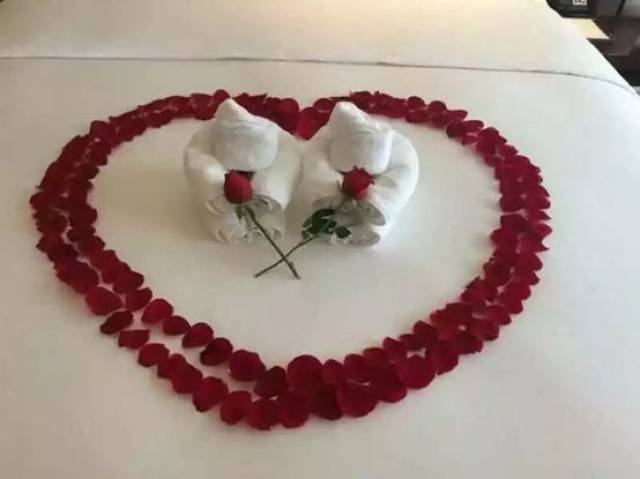 那个情人节夜晚,她在酒店找到了一生挚爱,每一