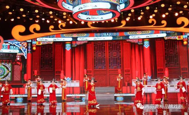 《谁料皇榜中状元》 表演者:韩再芬 吴美莲 余淑华 李俊 雍丽娟 江敏