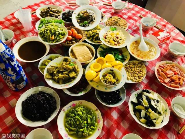 什么是年夜饭 ef638bd014f74ac6946d1ffd3dfb1dbe.jpeg