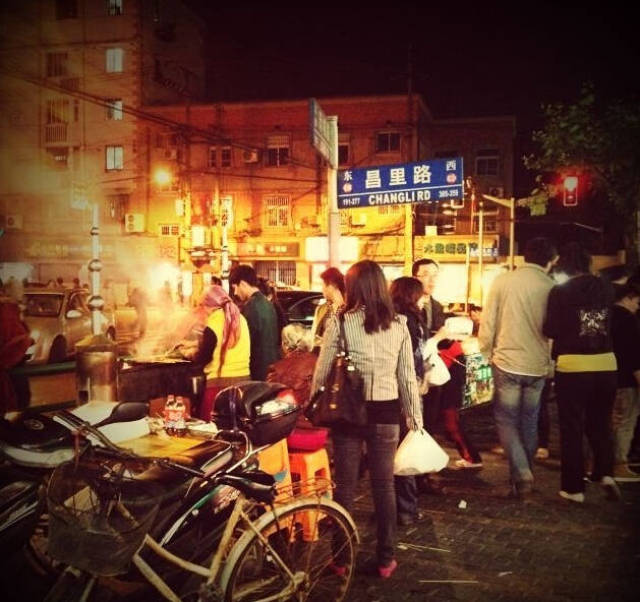 盘点上海十条特色美食街 吃遍才是真吃货
