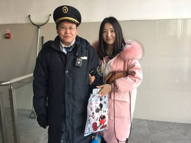 【一线直通车】修武西站:站车接力寻回旅客丢失钱包