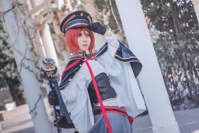 角色:苍星石coser:苷罗日